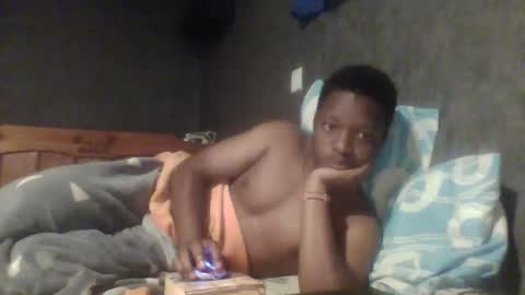 Snapshot of hotguyy001 chatting on February 22, 1:55 am hotguyy001 online show from February 22, 1:55 am