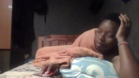 Snapshot of hotguyy001 chatting on February 23, 2:07 am hotguyy001 online show from February 23, 2:07 am