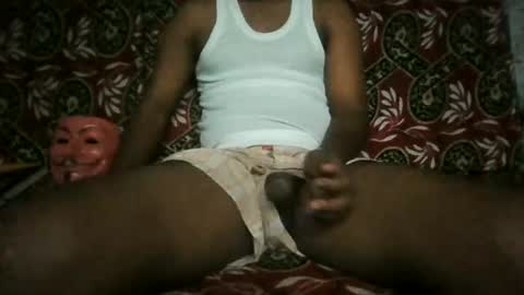 Snapshot of hotguyy001 chatting on July 7, 4:59 am hotguyy001 online show from July 7, 4:59 am