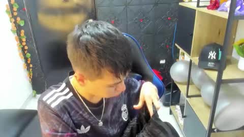 hannah online show from April 2, 2:09 am