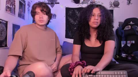 Sam and Nico online show from April 15, 3:13 am