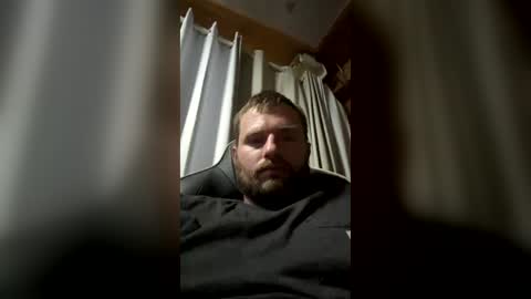 Snapshot of hothusband28931194 chatting on July 13, 5:32 am TW28 online show from July 13, 5:32 am