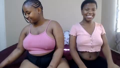 Snapshot of hotiesx chatting on August 5, 9:45 am hotiesx online show from August 5, 9:45 am