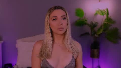 Maria online show from November 24, 3:50 am