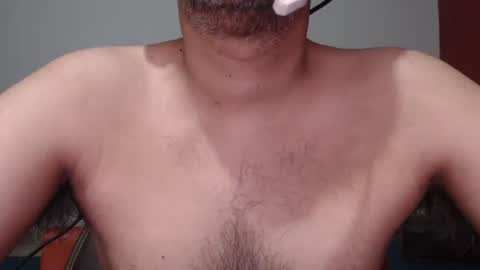 Snapshot of hotjkeanu chatting on November 3, 9:48 pm James-Hotxx online show from November 3, 9:48 pm