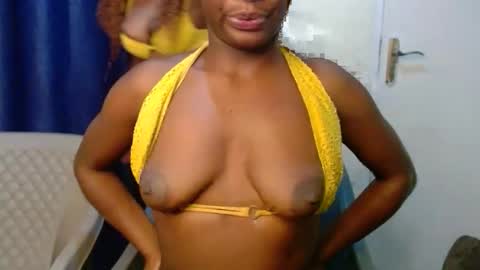 Snapshot of hotkiller_ chatting on March 31, 4:07 pm Lindahcyn online show from March 31, 4:07 pm