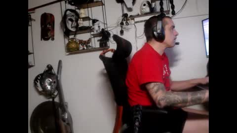 Snapshot of hotkinkytat chatting on February 14, 11:53 pm hotkinkytat online show from February 14, 11:53 pm