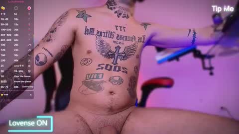 Snapshot of hotlatinox20cm chatting on February 23, 8:17 pm HoTLatinoX20CM online show from February 23, 8:17 pm