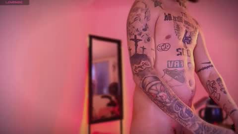 Snapshot of hotlatinox20cm chatting on February 28, 4:46 am HoTLatinoX20CM online show from February 28, 4:46 am