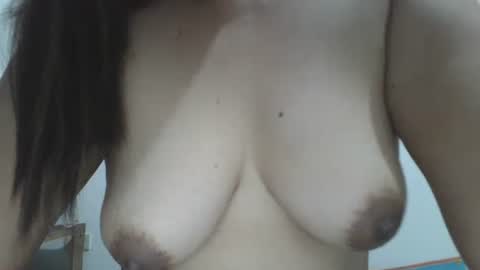 Snapshot of hotlavender chatting on May 22, 5:14 am hotlavender online show from May 22, 5:14 am