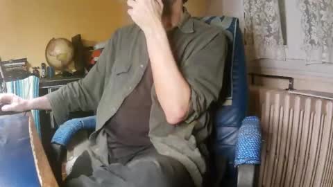 hotleopold online show from March 18, 7:28 pm