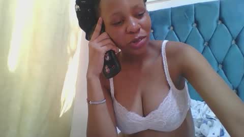 Snapshot of hotlove255 chatting on November 8, 6:35 am hotlove255 online show from November 8, 6:35 am