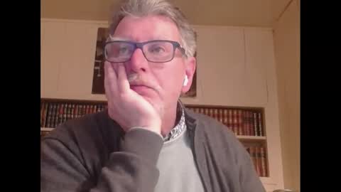 Snapshot of hotlux_54 chatting on March 7, 11:38 pm hotlux_54 online show from March 7, 11:38 pm