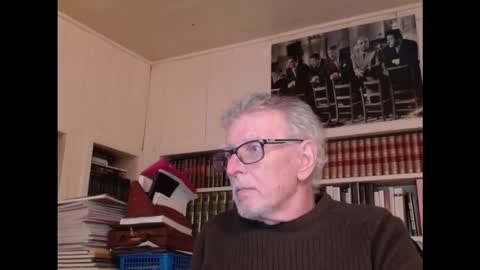 Snapshot of hotlux_54 chatting on October 31, 10:22 pm hotlux_54 online show from October 31, 10:22 pm