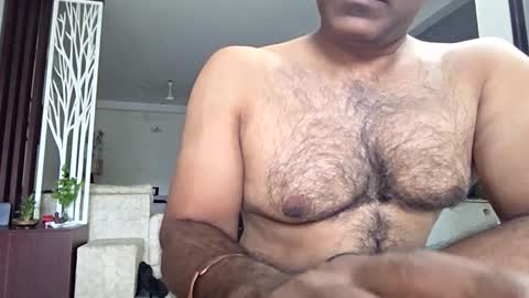 hotm_on_cam online show from October 23, 9:52 am