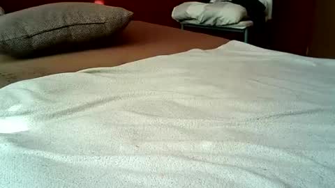 Snapshot of hotmakenzie chatting on June 25, 5:12 am Makenzie online show from June 25, 5:12 am