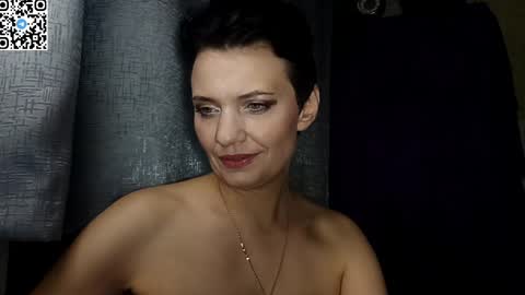 hotmamaqueen234 online show from April 29, 8:48 pm