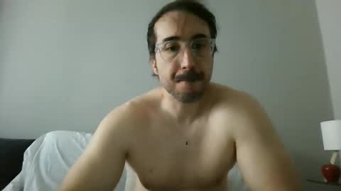 Snapshot of hotman_40_ chatting on April 18, 8:18 am hotman_40_ online show from April 18, 8:18 am