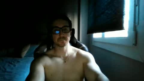 Snapshot of hotman_40_ chatting on May 28, 7:11 pm hotman_40_ online show from May 28, 7:11 pm