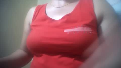 Snapshot of hotmatureladyxxx chatting on November 19, 7:19 am hotmatureladyxxx online show from November 19, 7:19 am