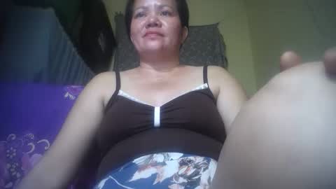 Snapshot of hotmatureladyxxx chatting on February 8, 9:40 pm hotmatureladyxxx online show from February 8, 9:40 pm