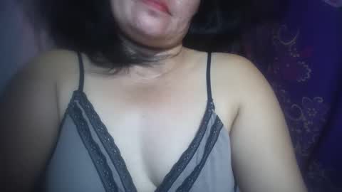 hotmatureladyxxx online show from April 11, 10:25 pm