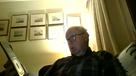 hotmuff99 online show from October 19, 5:52 am