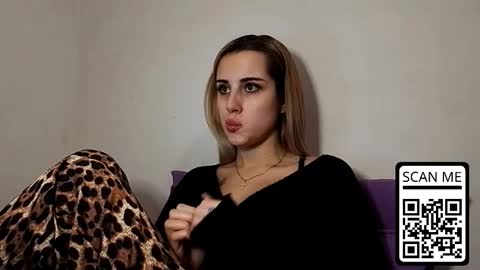 Snapshot of hotmusex chatting on December 22, 1:30 pm hotmusex online show from December 22, 1:30 pm