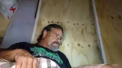 hotnriv13 online show from April 12, 1:27 pm