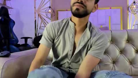 Snapshot of hotpulse_vc chatting on March 3, 12:44 pm hotpulse vc online show from March 3, 12:44 pm