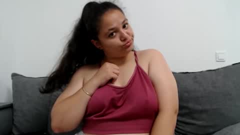 Snapshot of hotpussy4you23618 chatting on June 4, 10:54 am hotpussy4you23618 online show from June 4, 10:54 am