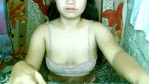 hotpussy_lipsxx69 online show from March 5, 1:34 am