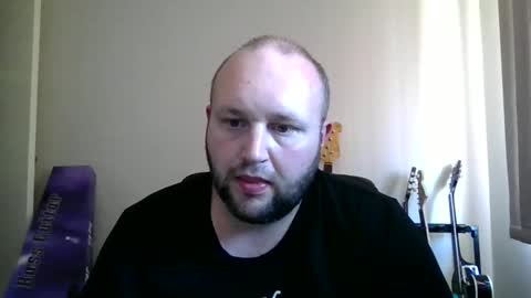 Snapshot of hotrodder323 chatting on February 12, 4:23 am hotrodder323 online show from February 12, 4:23 am