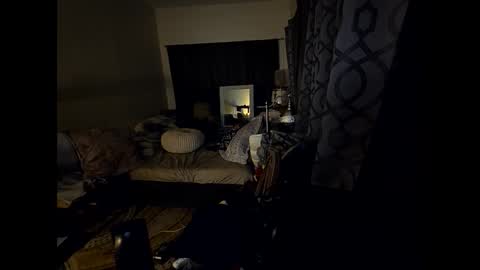 hotrox6942 online show from December 21, 10:00 am