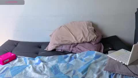 Snapshot of hotstud_999 chatting on November 1, 6:43 pm Andres online show from November 1, 6:43 pm