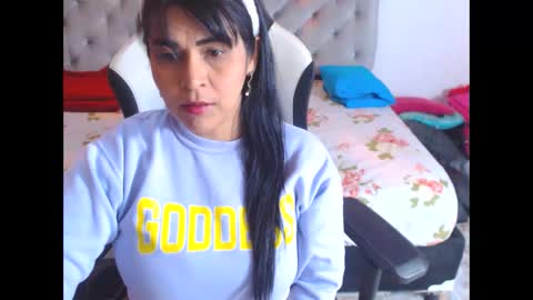 hotsweet 69 online show from February 21, 5:19 am