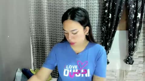 Snapshot of hott_cumforyou chatting on May 28, 3:37 am jelaigrande online show from May 28, 3:37 am