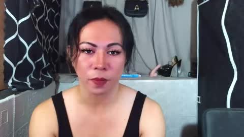 Snapshot of hott_summerr chatting on May 30, 7:38 am Alex Summer online show from May 30, 7:38 am