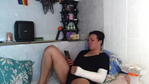 Snapshot of hott_summerr chatting on August 3, 9:04 am Alex Summer online show from August 3, 9:04 am