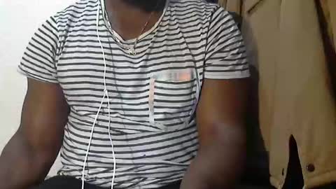 Snapshot of hottblack01 chatting on February 1, 2:48 pm hottblack01 online show from February 1, 2:48 pm