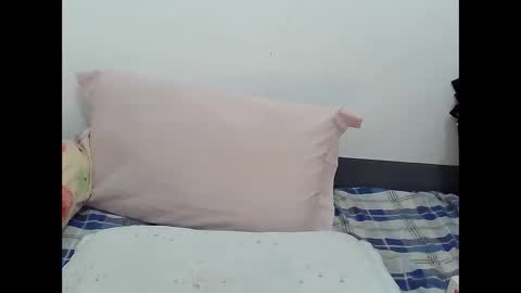 Snapshot of hottest0916 chatting on February 25, 2:32 am hottest0916 online show from February 25, 2:32 am