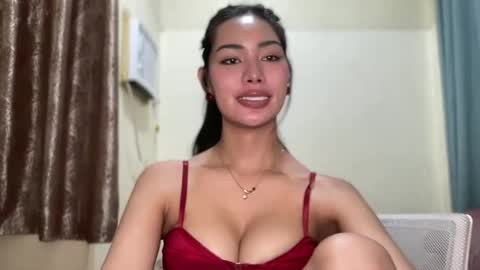 Snapshot of hottest_katarinaxxx chatting on June 14, 6:54 pm katarina online show from June 14, 6:54 pm