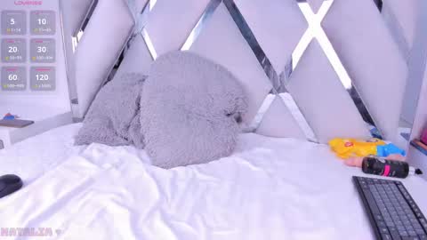 Snapshot of hottest_mature chatting on March 11, 3:16 am Natalia online show from March 11, 3:16 am