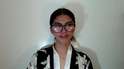 hottestdella69 online show from October 16, 1:56 pm