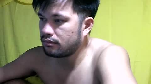 Snapshot of hottestpinoy2323 chatting on June 18, 10:36 pm HottestPinoy32 online show from June 18, 10:36 pm