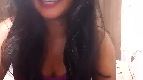 Snapshot of hottie_mama2022 chatting on June 26, 8:46 pm Lyn online show from June 26, 8:46 pm