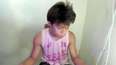 Snapshot of hottie_migs chatting on April 19, 11:09 am hottie_migs online show from April 19, 11:09 am