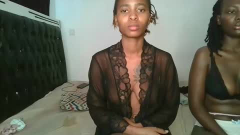 Snapshot of hottie_mistie chatting on April 19, 10:36 am hottie_mistie online show from April 19, 10:36 am