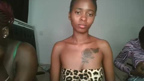 Snapshot of hottie_mistie chatting on April 25, 12:46 am hottie_mistie online show from April 25, 12:46 am