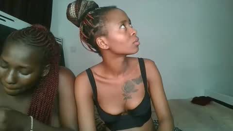 Snapshot of hottie_mistie chatting on April 27, 9:35 pm hottie_mistie online show from April 27, 9:35 pm